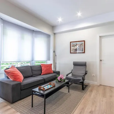 Moderno Y Amplio En El Centro *